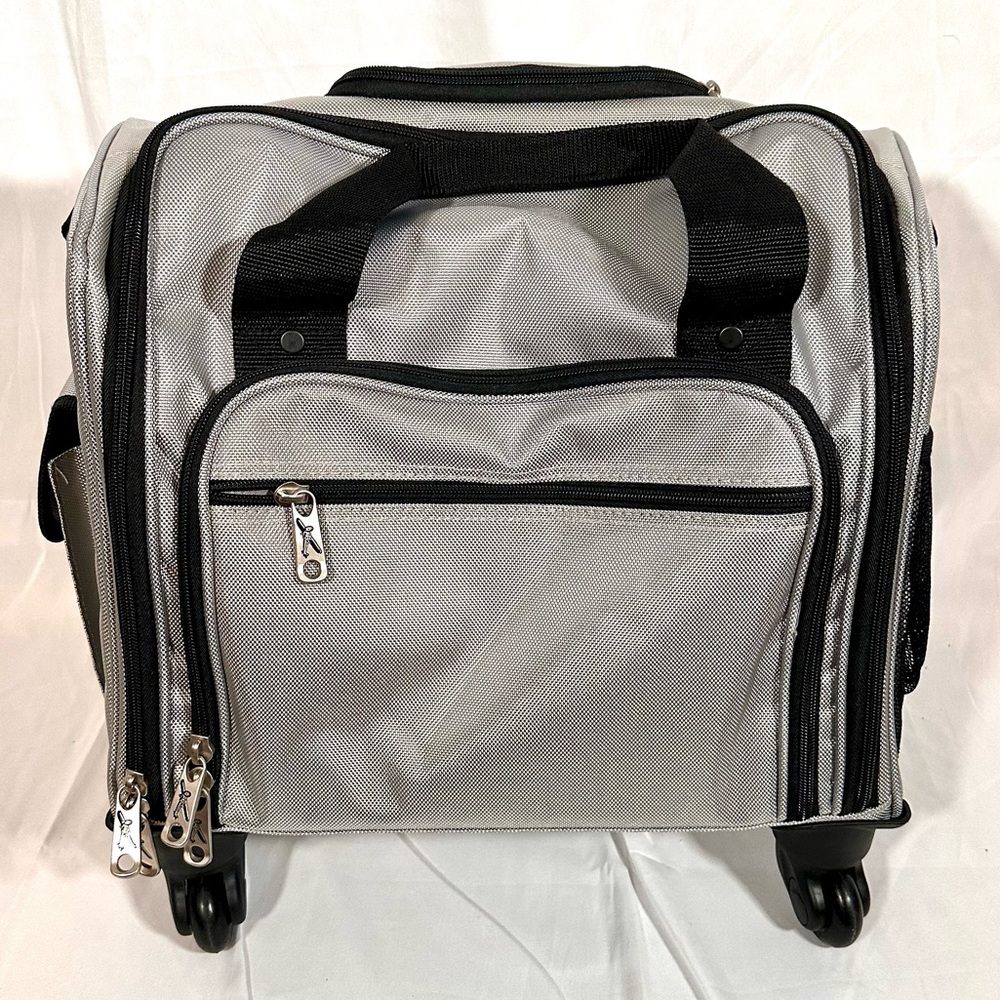 TravelSmith Rolling Carry-On Luggage Tote Gray